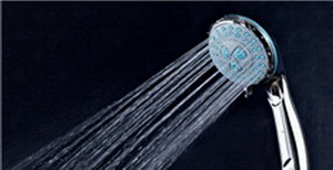 廚房水槽漏水如何處理?